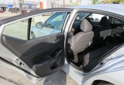 2021 Nissan Altima - Image 22