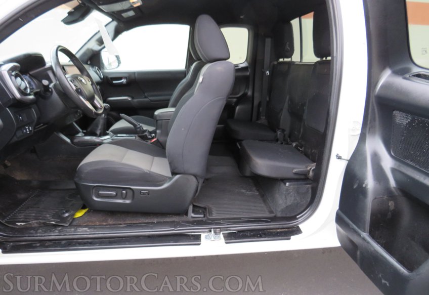 2022 Toyota Tacoma 4WD - Image 34