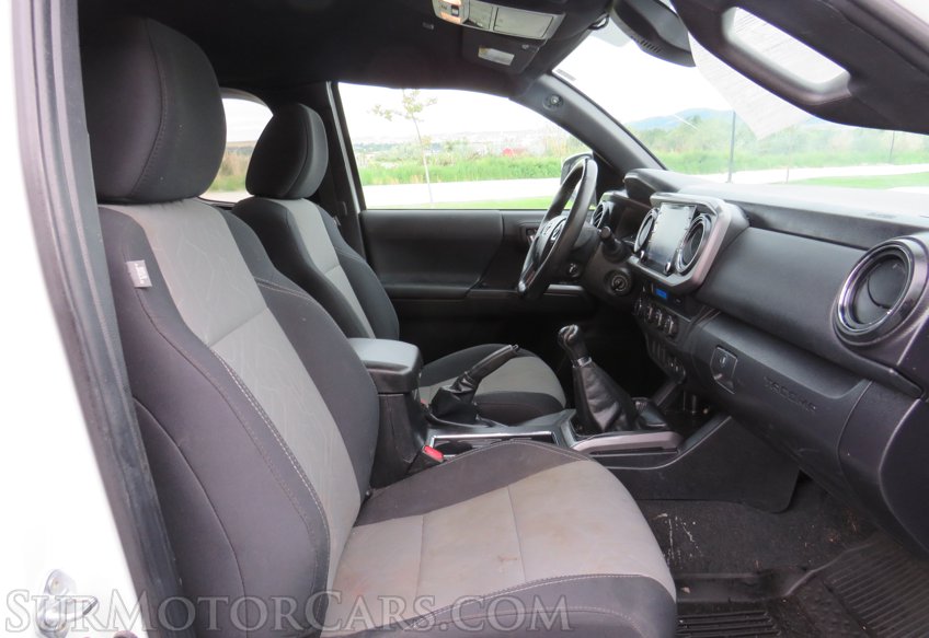 2022 Toyota Tacoma 4WD - Image 37