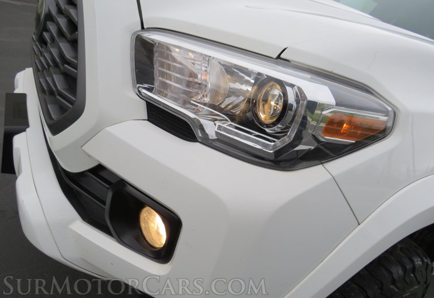 2022 Toyota Tacoma 4WD - Image 25