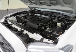 2022 Toyota Tacoma 4WD - Image 64