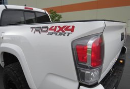 2022 Toyota Tacoma 4WD - Image 26