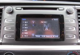 2019 Toyota Highlander - Image 41