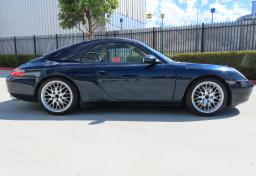 Thumbnail of 2000 Porsche 911