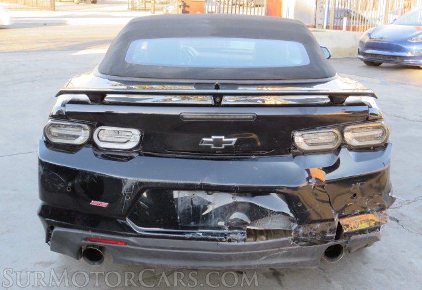 2020 Chevrolet Camaro - Image 12