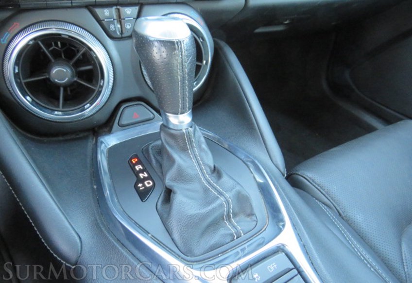 2020 Chevrolet Camaro - Image 28