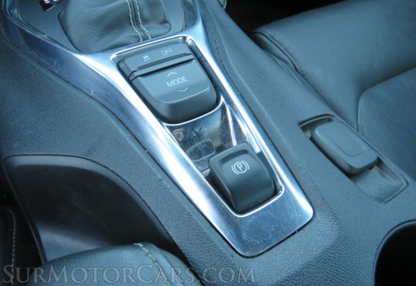 2020 Chevrolet Camaro - Image 33