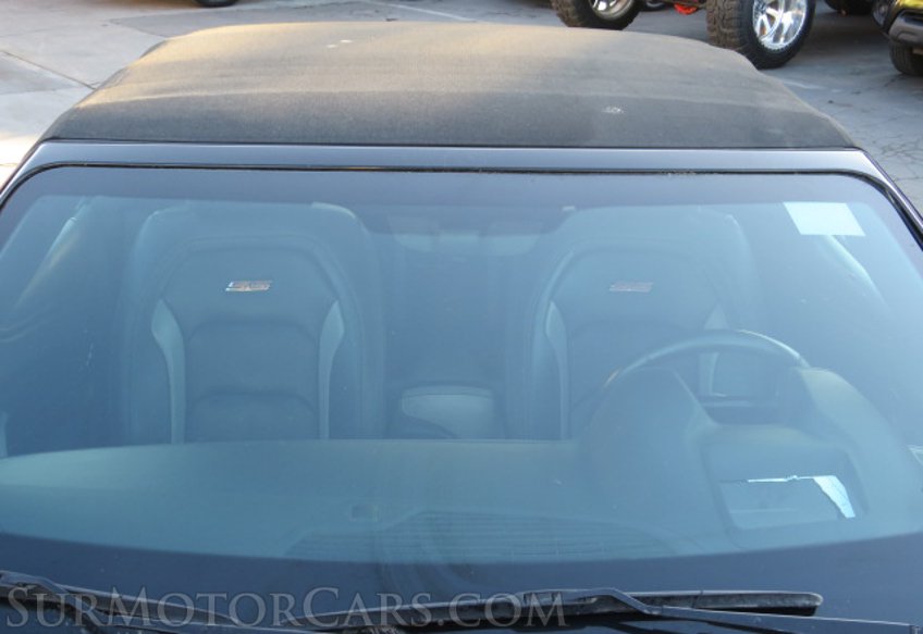 2020 Chevrolet Camaro - Image 13