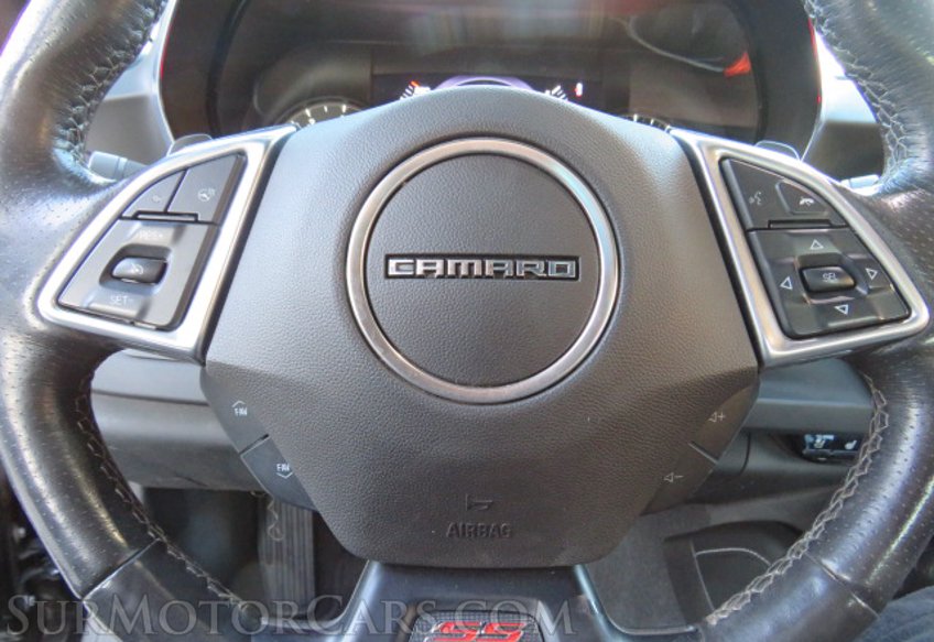 2020 Chevrolet Camaro - Image 31