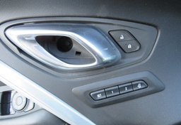 2020 Chevrolet Camaro - Image 40