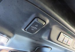 2020 Chevrolet Camaro - Image 32