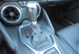 2020 Chevrolet Camaro - Image 28