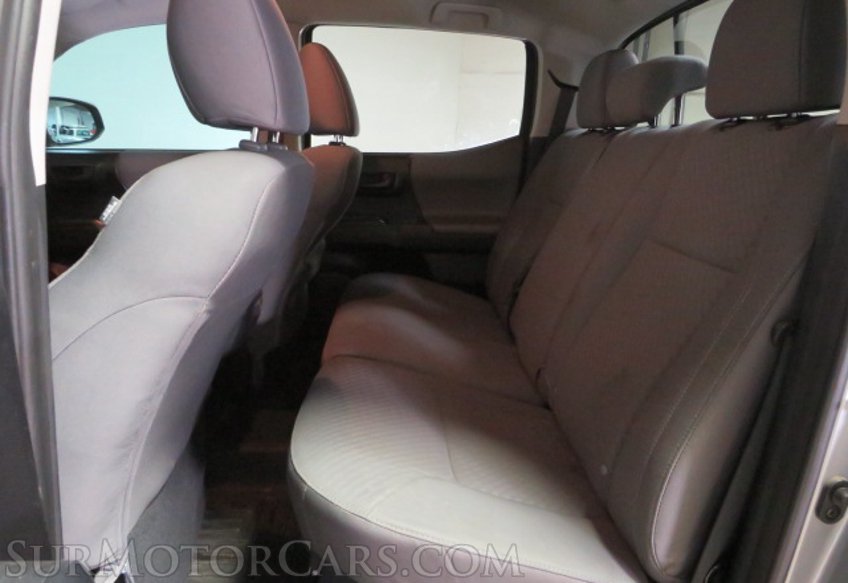 2021 Toyota Tacoma - Image 29