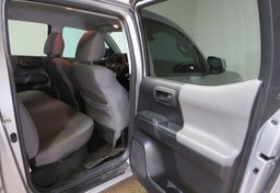 2021 Toyota Tacoma - Image 30