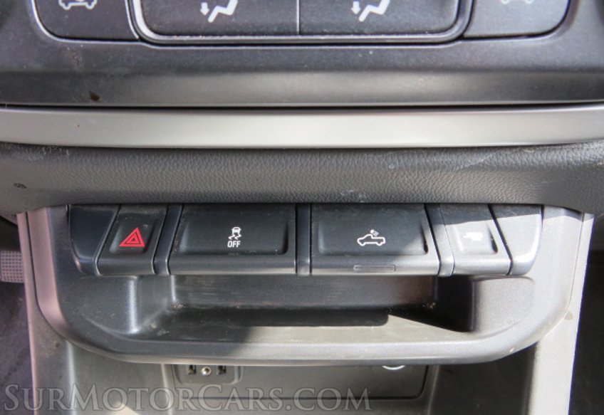 2020 Chevrolet Colorado - Image 35