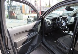 2020 Chevrolet Colorado - Image 19