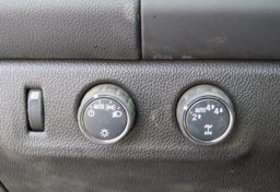 2020 Chevrolet Colorado - Image 36