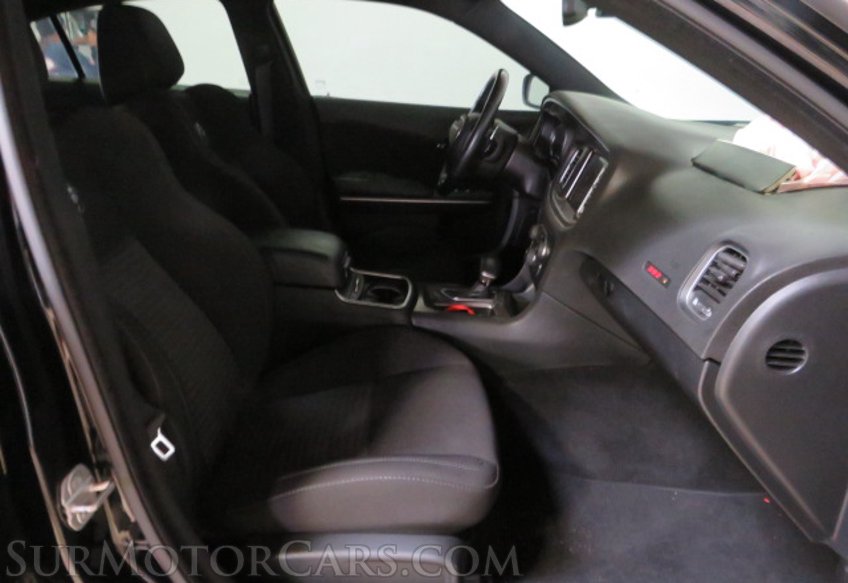 2020 Dodge Charger - Image 28