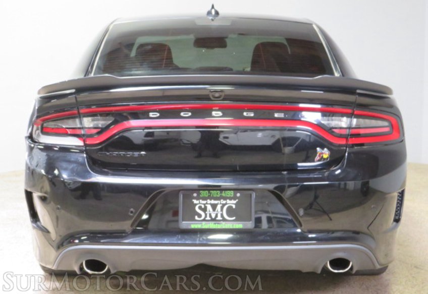 2020 Dodge Charger - Image 11