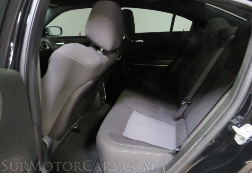 2020 Dodge Charger - Image 25