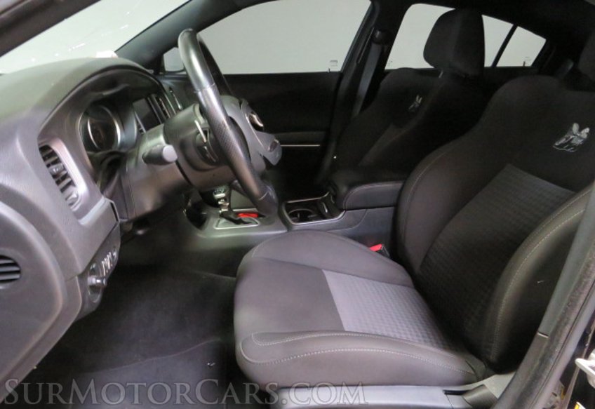 2020 Dodge Charger - Image 27