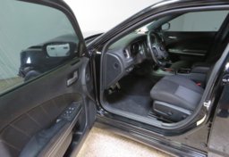 2020 Dodge Charger - Image 19