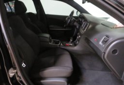 2020 Dodge Charger - Image 28