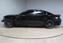 2020 Dodge Charger - Image 5