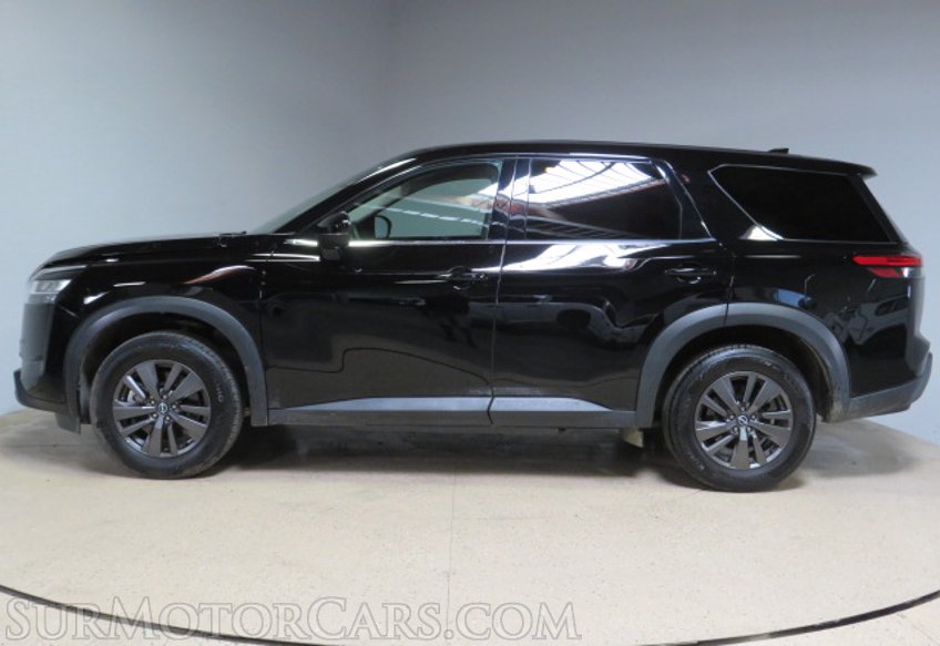 2022 Nissan Pathfinder - Image 12