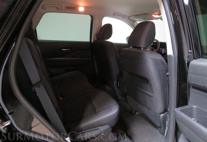 2022 Nissan Pathfinder - Image 30