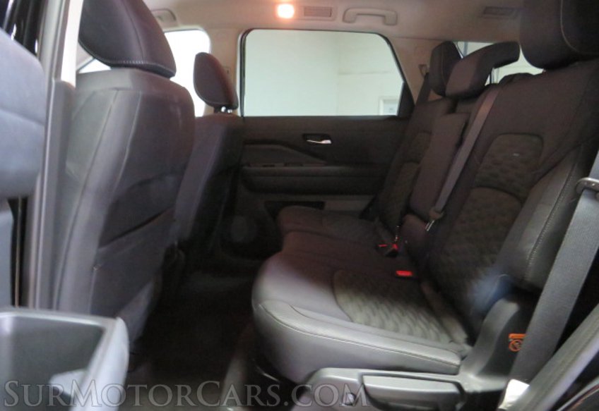 2022 Nissan Pathfinder - Image 27