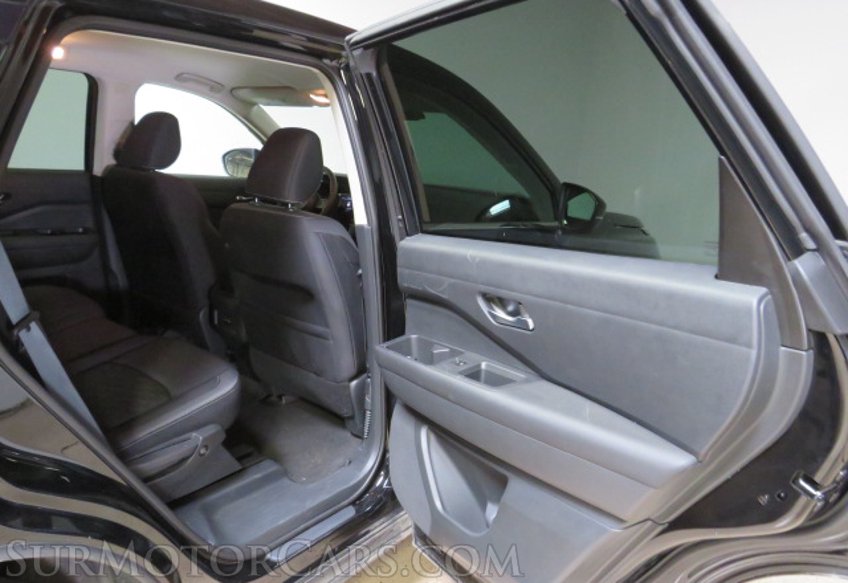 2022 Nissan Pathfinder - Image 22