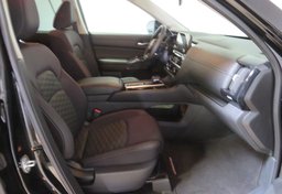 2022 Nissan Pathfinder - Image 24