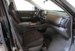 2022 Nissan Pathfinder - Image 26