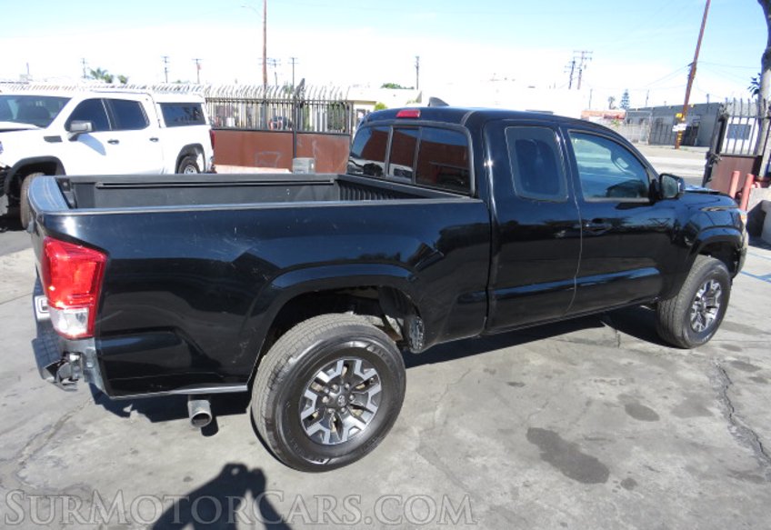 2017 Toyota Tacoma - Image 5