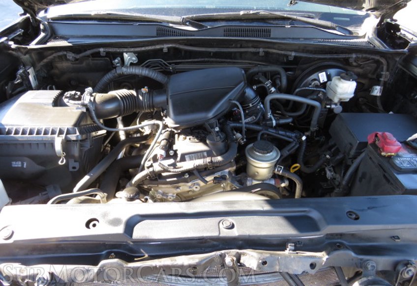 2017 Toyota Tacoma - Image 40