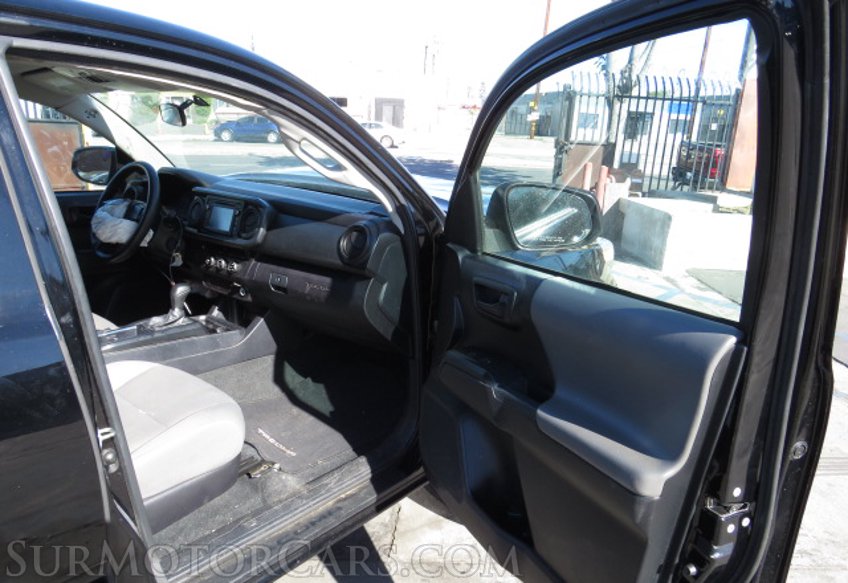 2017 Toyota Tacoma - Image 19