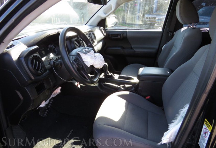 2017 Toyota Tacoma - Image 24