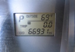 2017 Toyota Tacoma - Image 36