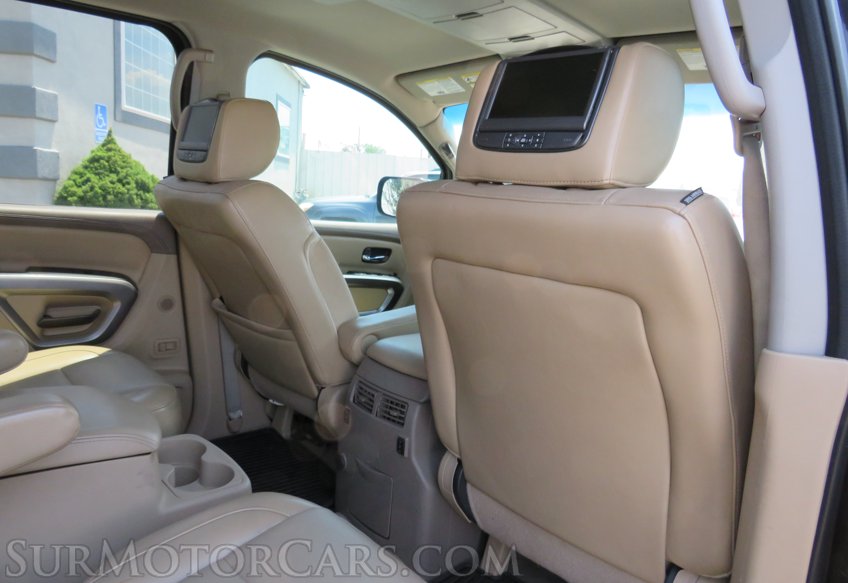 2015 Nissan Armada - Image 30