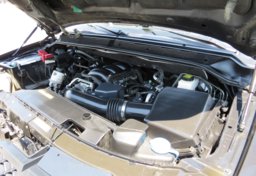2015 Nissan Armada - Image 67