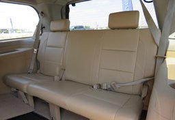 2015 Nissan Armada - Image 29