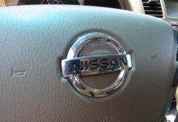 2015 Nissan Armada - Image 41
