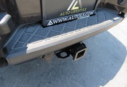 2015 Nissan Armada - Image 19