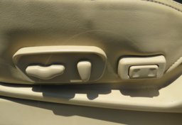 2015 Nissan Armada - Image 63