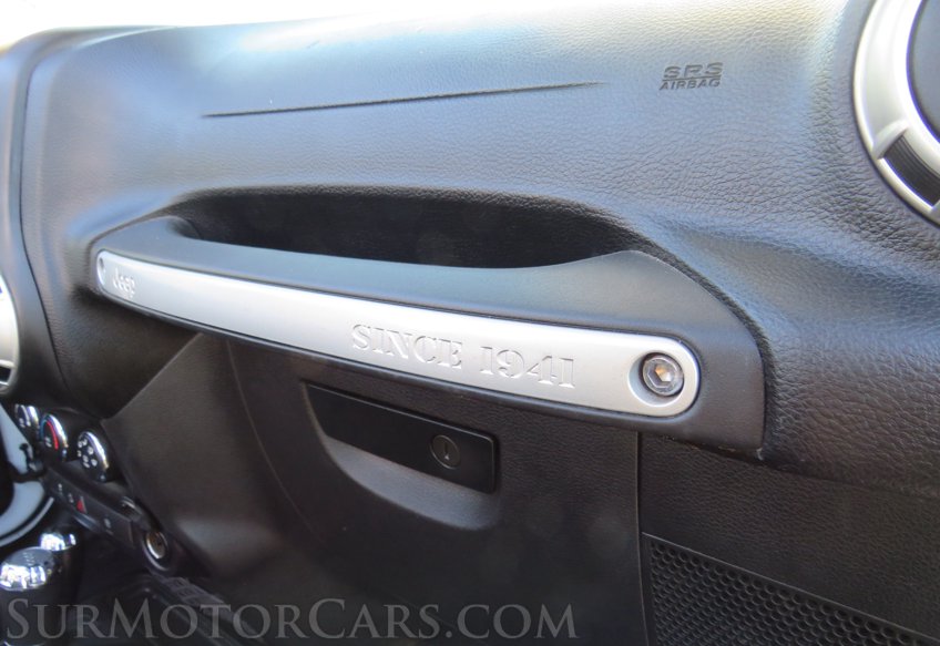 2017 Jeep Wrangler Unlimited - Image 36