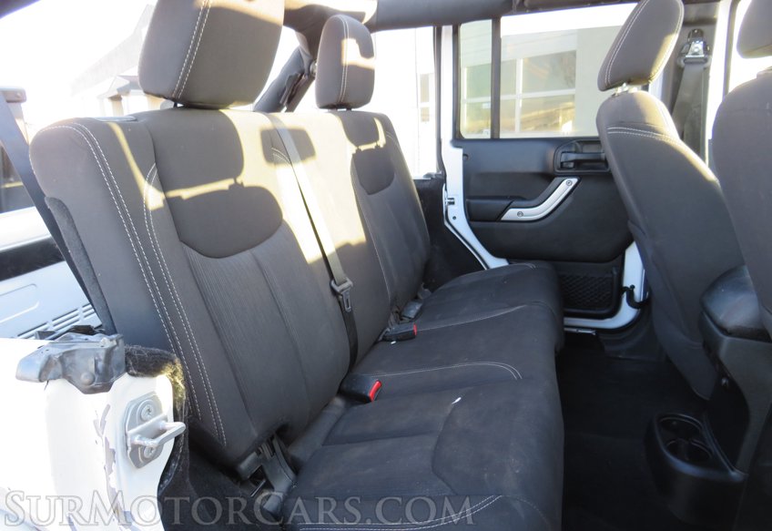 2017 Jeep Wrangler Unlimited - Image 20