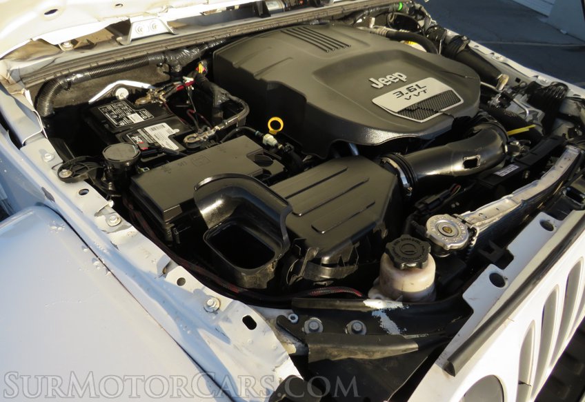 2017 Jeep Wrangler Unlimited - Image 41