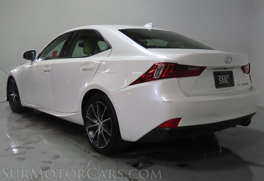 2015 Lexus IS 250 AWD - Image 8