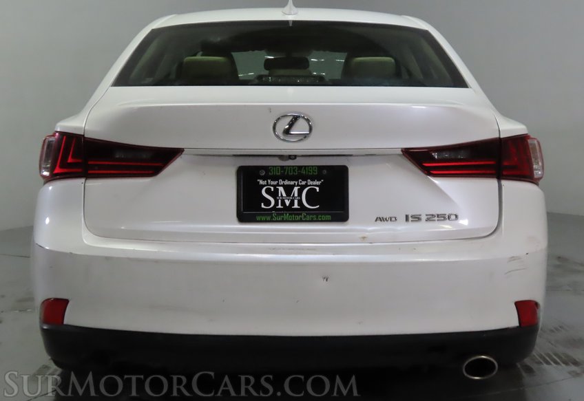 2015 Lexus IS 250 AWD - Image 12